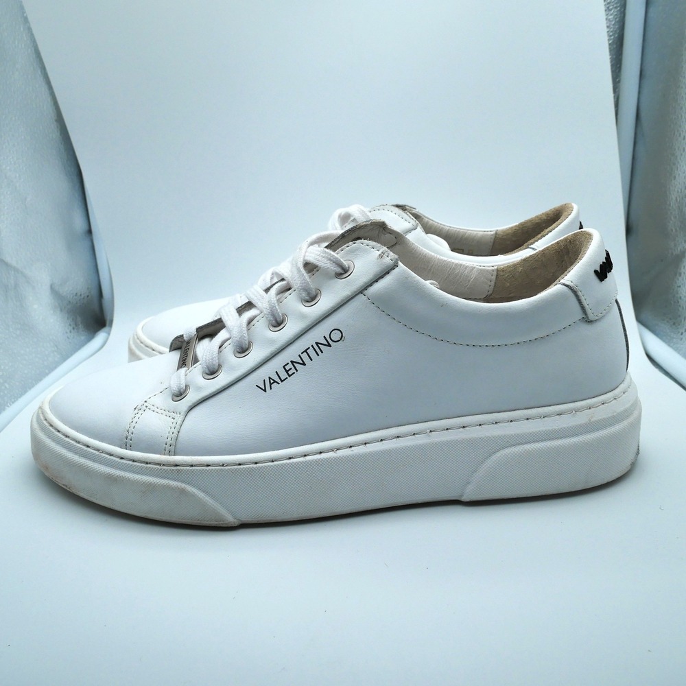 Valentino Garavani 9 Mens White Leather VLTN Low Top Sneakers Made in Italy